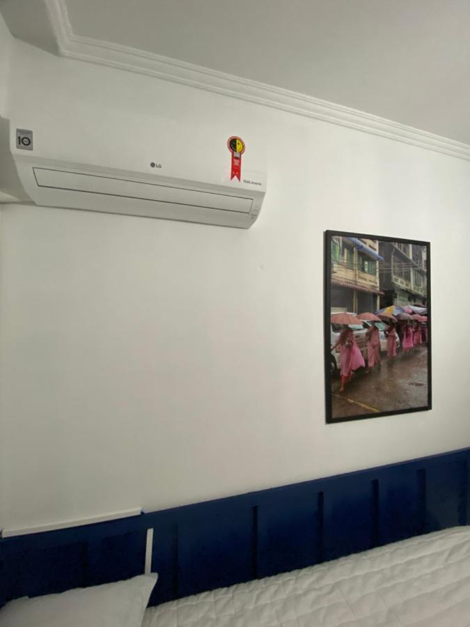 O Melhor Do Centro! Apto 01 Dormitorio Com Garagem E Ar Condicionado Balneário Camboriú Exteriör bild