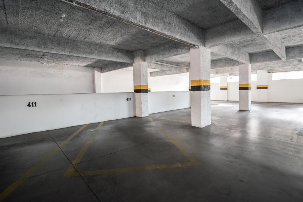 O Melhor Do Centro! Apto 01 Dormitorio Com Garagem E Ar Condicionado Balneário Camboriú Exteriör bild
